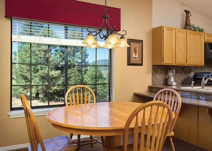 Wyndham Four 4br Holiday home *