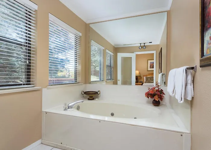 Wyndham Four 4br Holiday home *